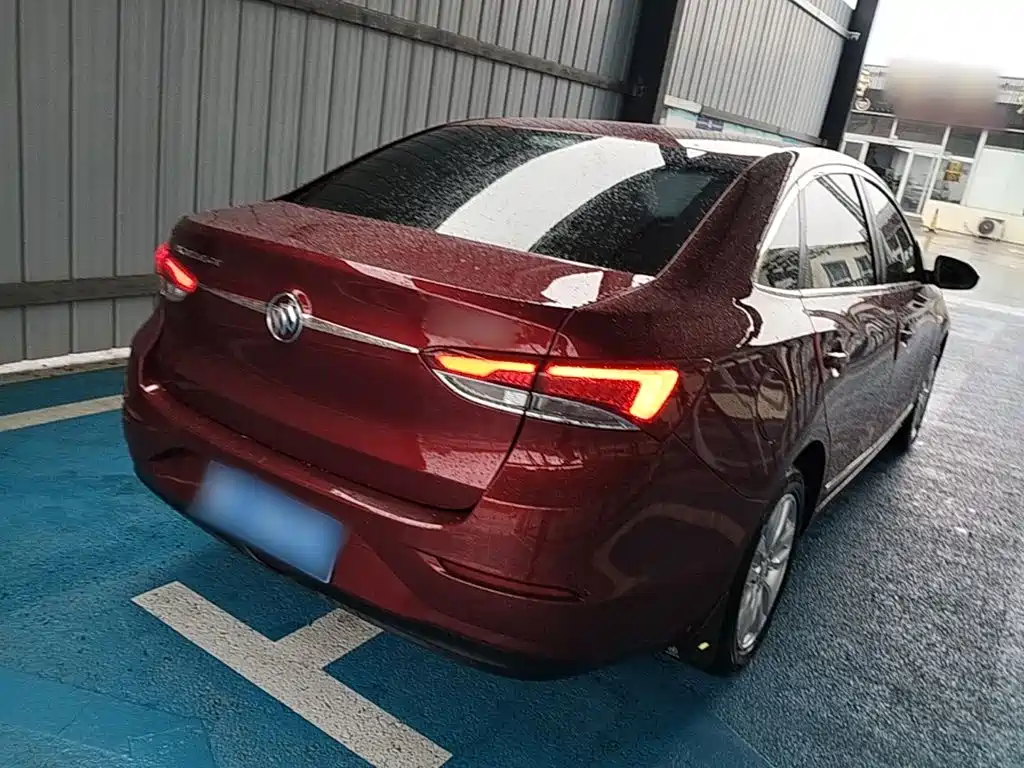 Buick Excelle — миниатюра 7