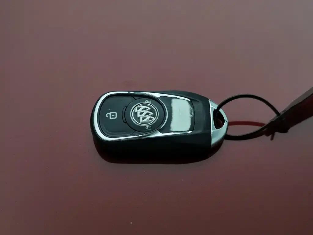 Buick Excelle — миниатюра 19