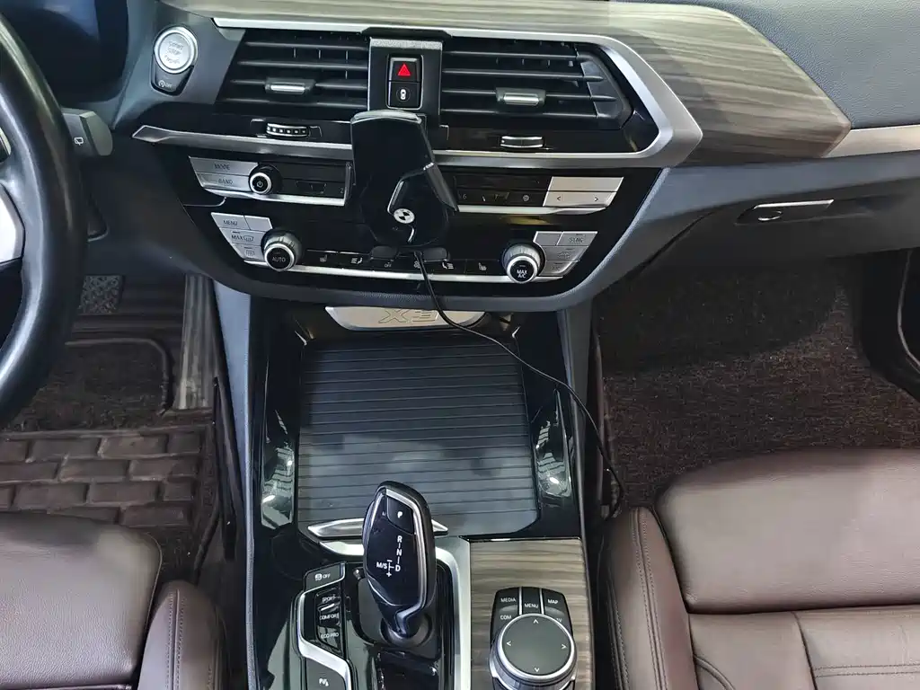 BMW X3 — миниатюра 7