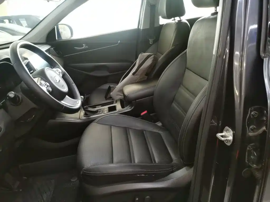 Kia Sorento — миниатюра 15