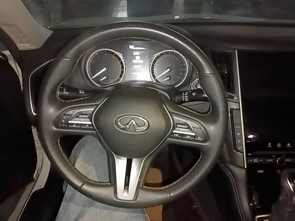 Infiniti Q50L — миниатюра 11