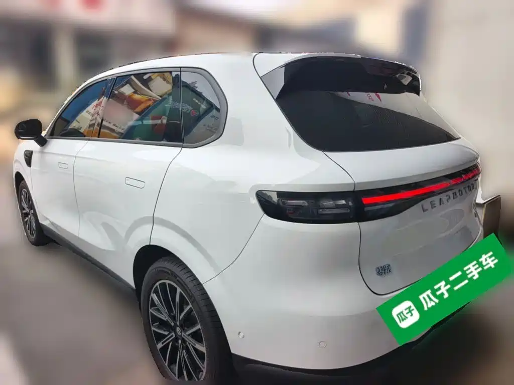 Leapmotor Leapmotor B10 — миниатюра 4
