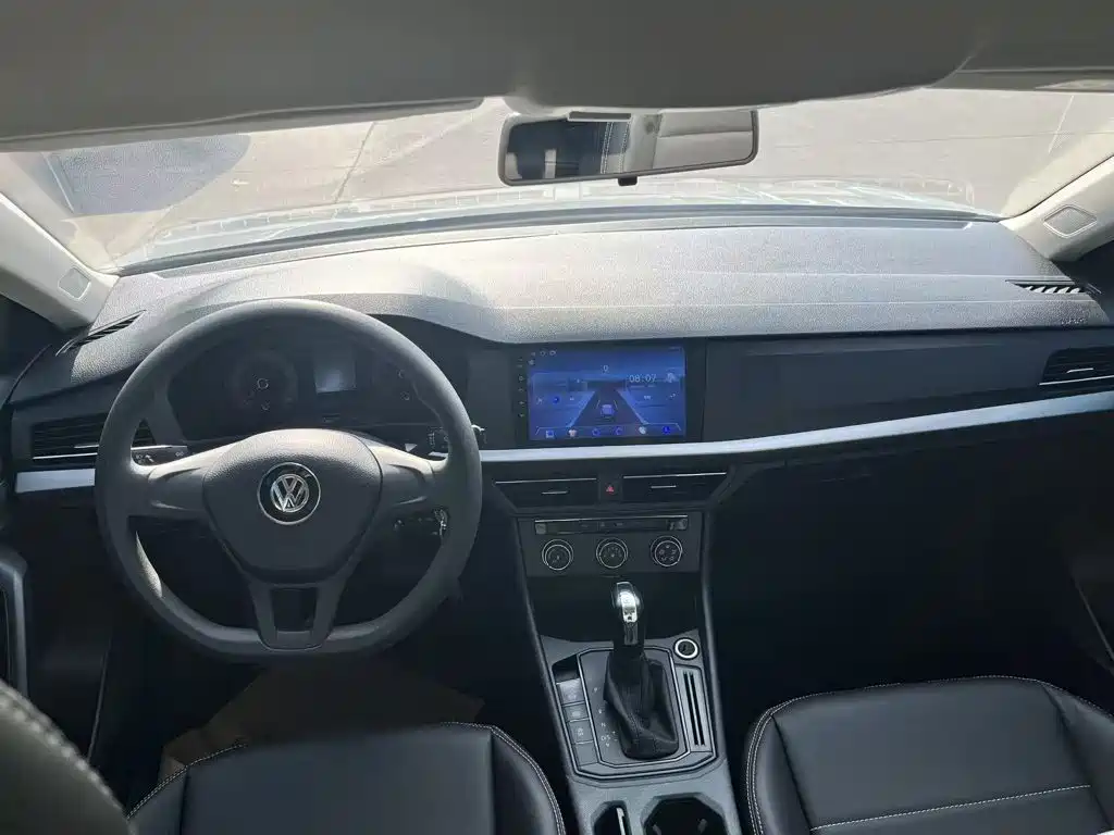 Volkswagen Lavida — миниатюра 13