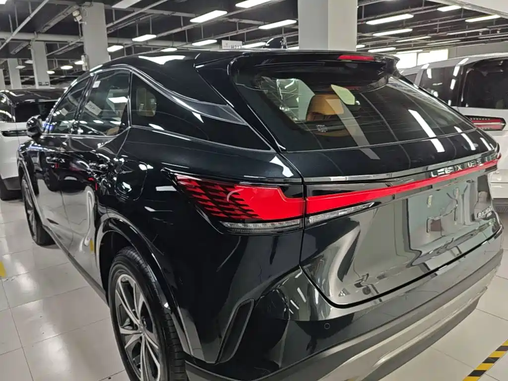Lexus RX — миниатюра 5