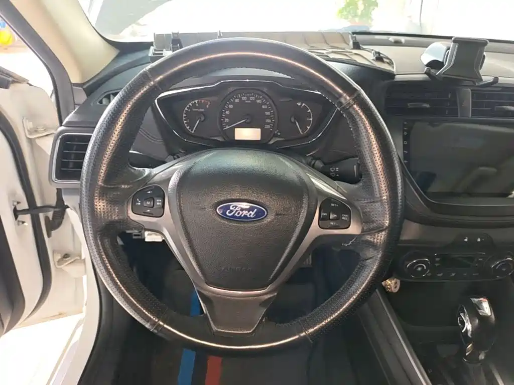 Ford Escort — миниатюра 11