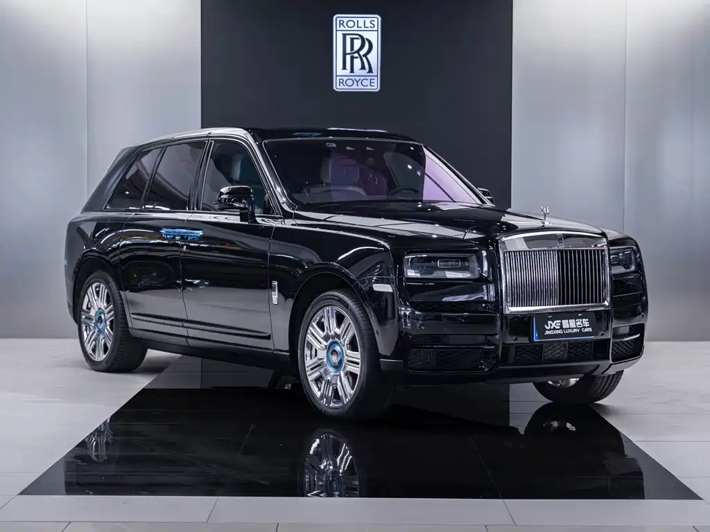 Rolls-Royce Cullinan 2018 мест