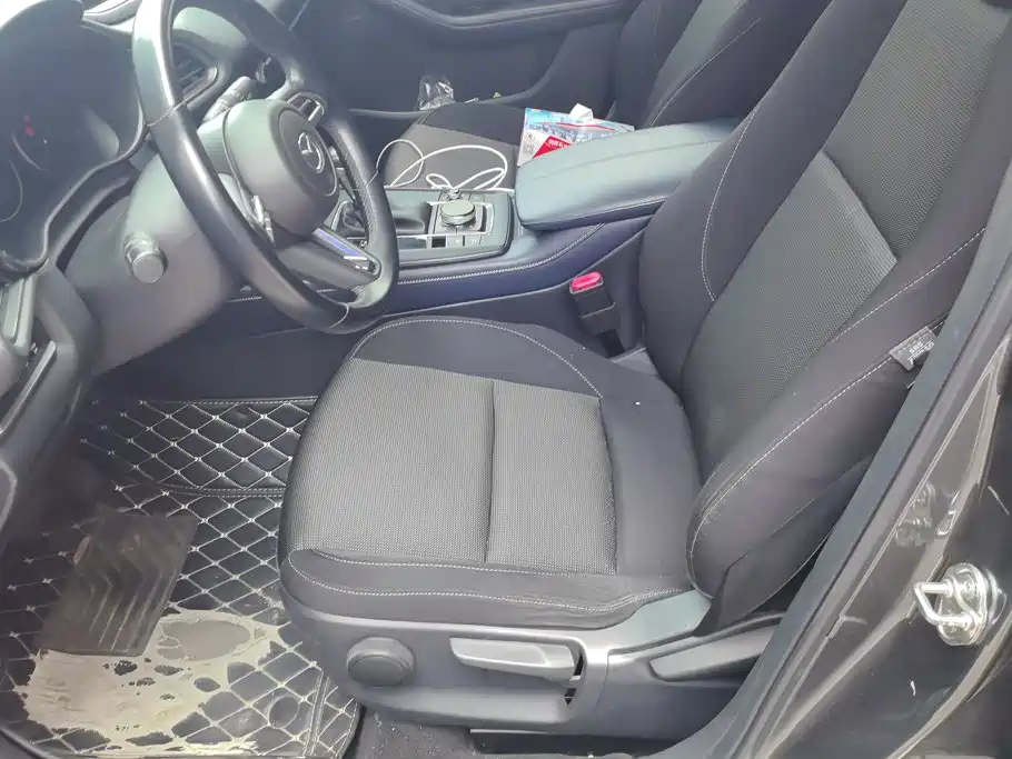 Mazda CX-30 — миниатюра 9