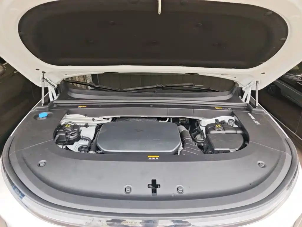 Li Auto Li L6 — миниатюра 20