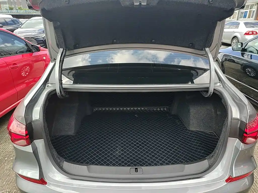 Chevrolet Monza — миниатюра 19