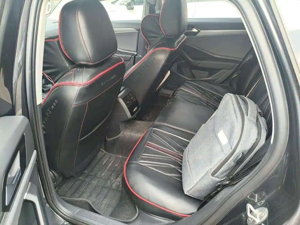 Volkswagen Sagitar — миниатюра 7