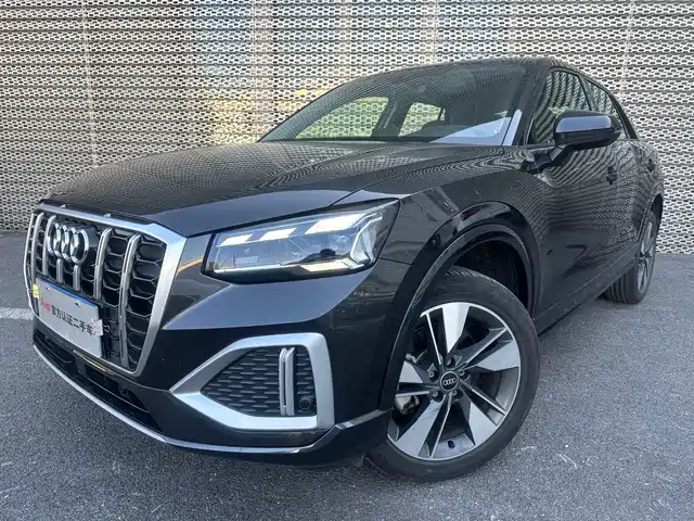 AUDI Q2L 2024