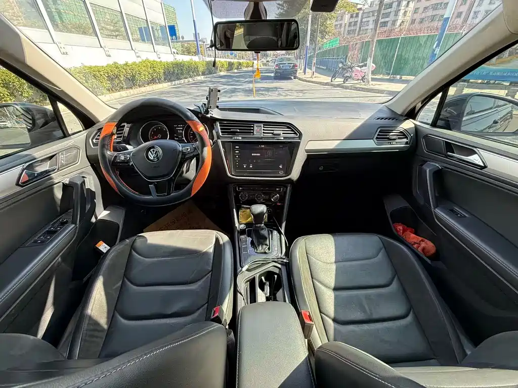 Volkswagen Tiguan L — миниатюра 9