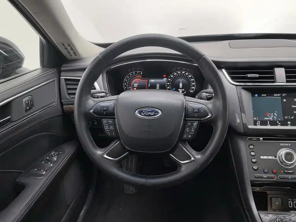 Ford Taurus — миниатюра 11