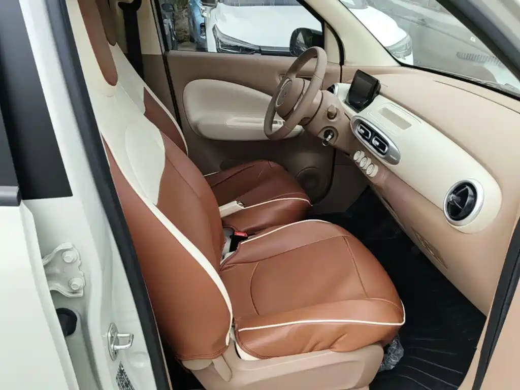 Wuling MINIEV — миниатюра 25