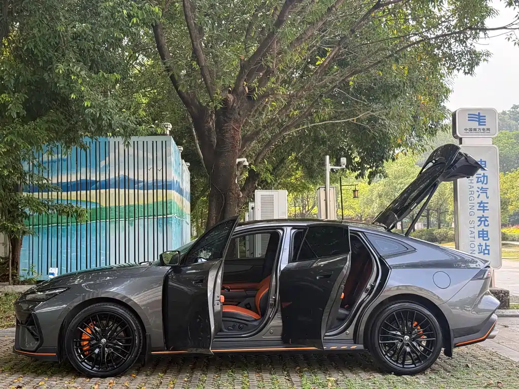 Changan UNI-V — миниатюра 12
