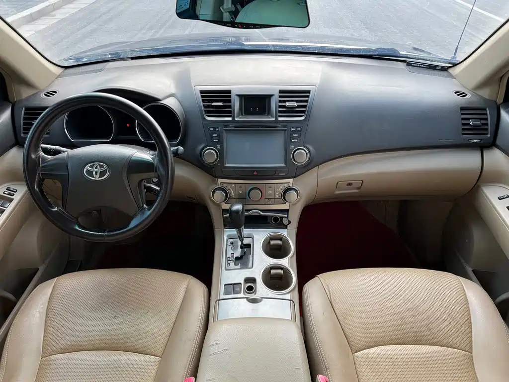 Toyota Highlander — миниатюра 13