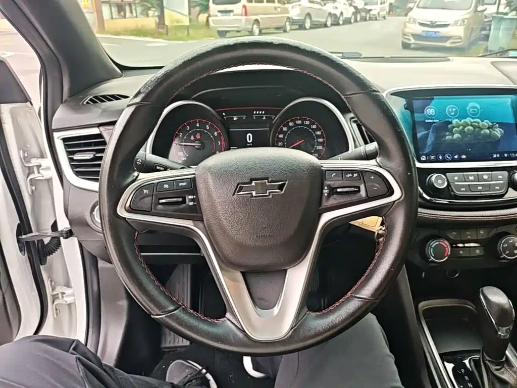 Chevrolet Monza — миниатюра 11