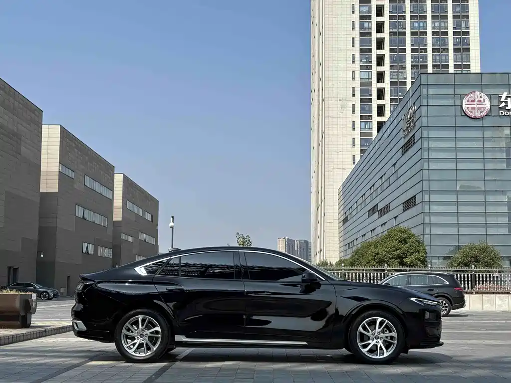 Ford Mondeo — миниатюра 16