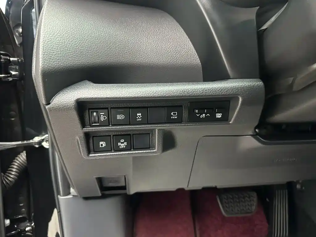 Toyota Sienna — миниатюра 5