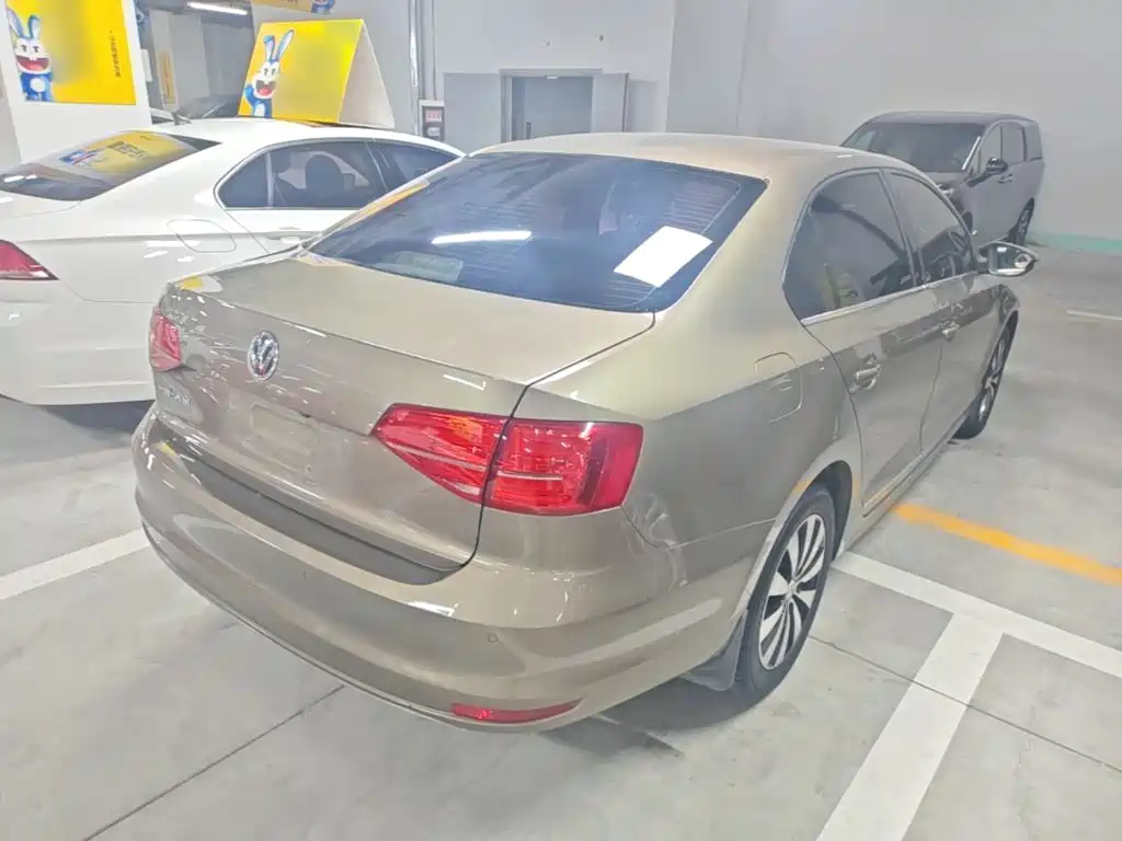 Volkswagen Sagitar — миниатюра 7