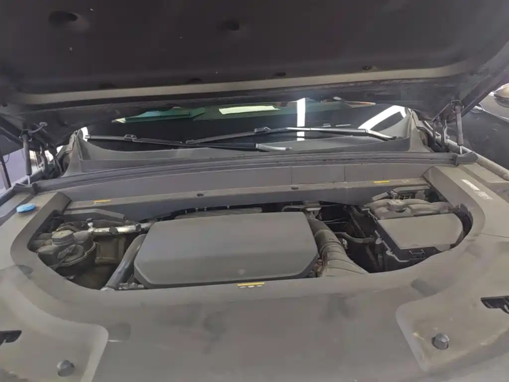 Li Auto Li L8 — миниатюра 20