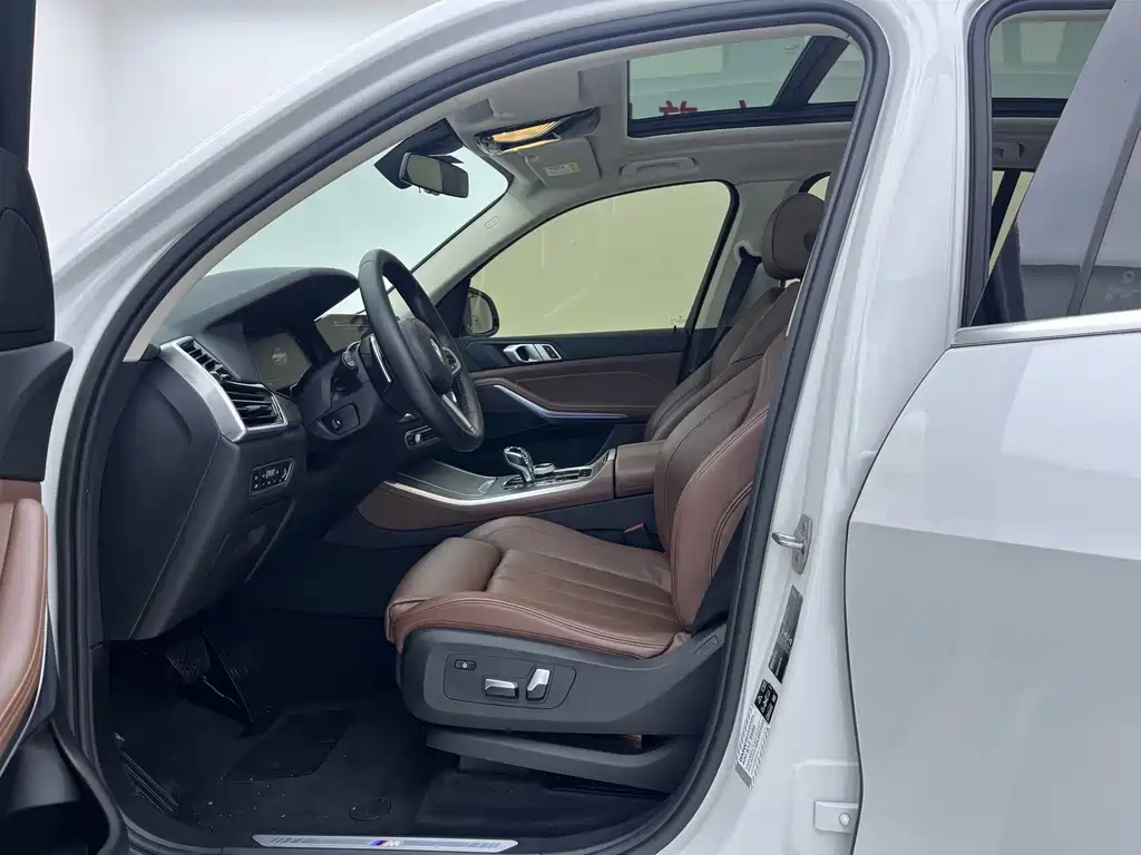 BMW X5 (Import) — миниатюра 17