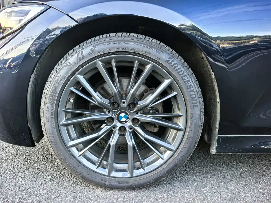 BMW 3 Series — миниатюра 7