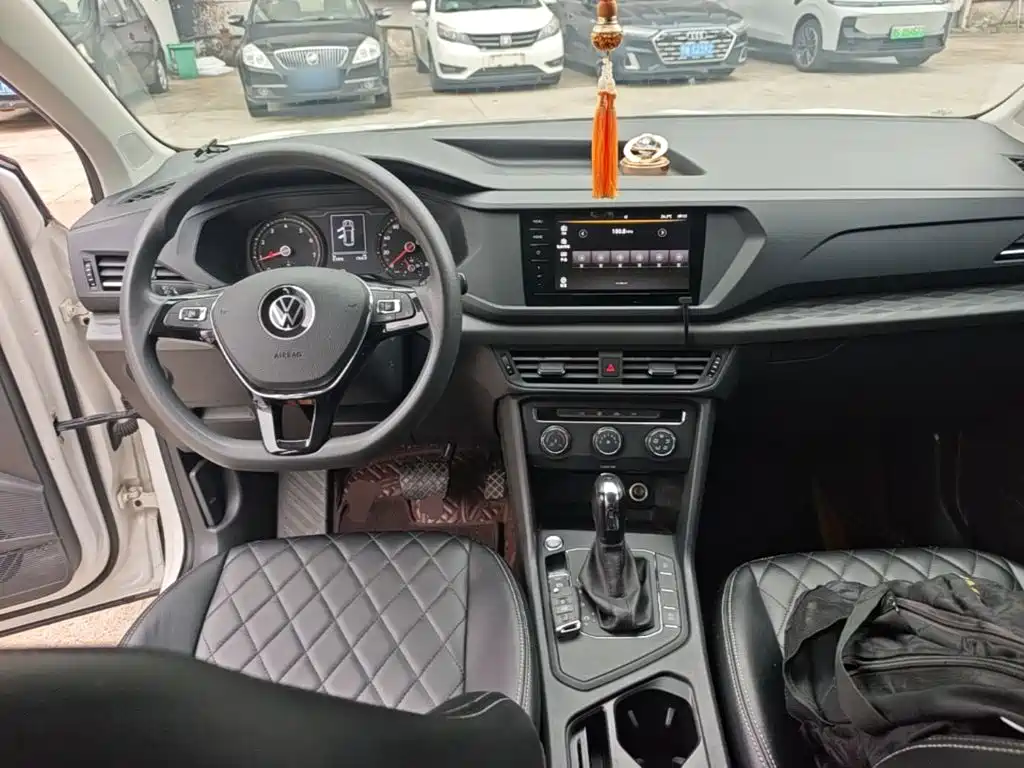 Volkswagen Tharu — миниатюра 10