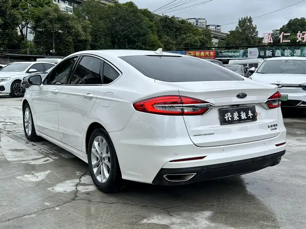 Ford Mondeo 2020 EcoBoost 180 Fashion
