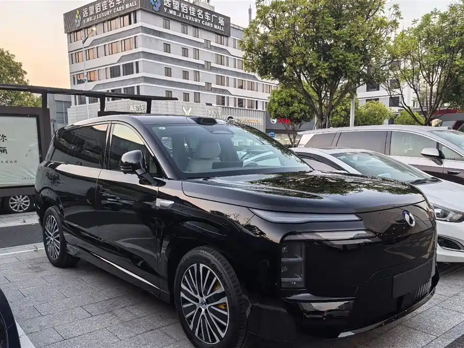 Denza N8L 2025 Flagship