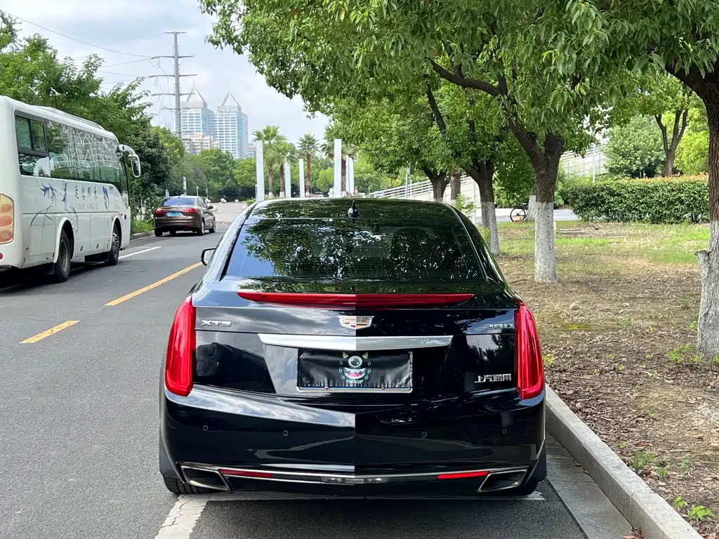 Cadillac XTS — миниатюра 13