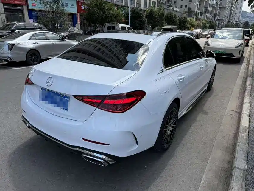 Mercedes-Benz C-Class — миниатюра 5