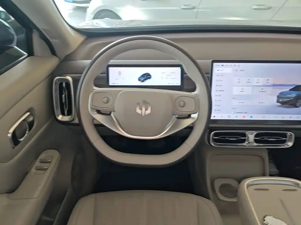 Leapmotor Leapmotor B10 — миниатюра 11
