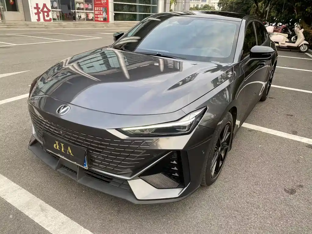 Changan UNI-V 2022