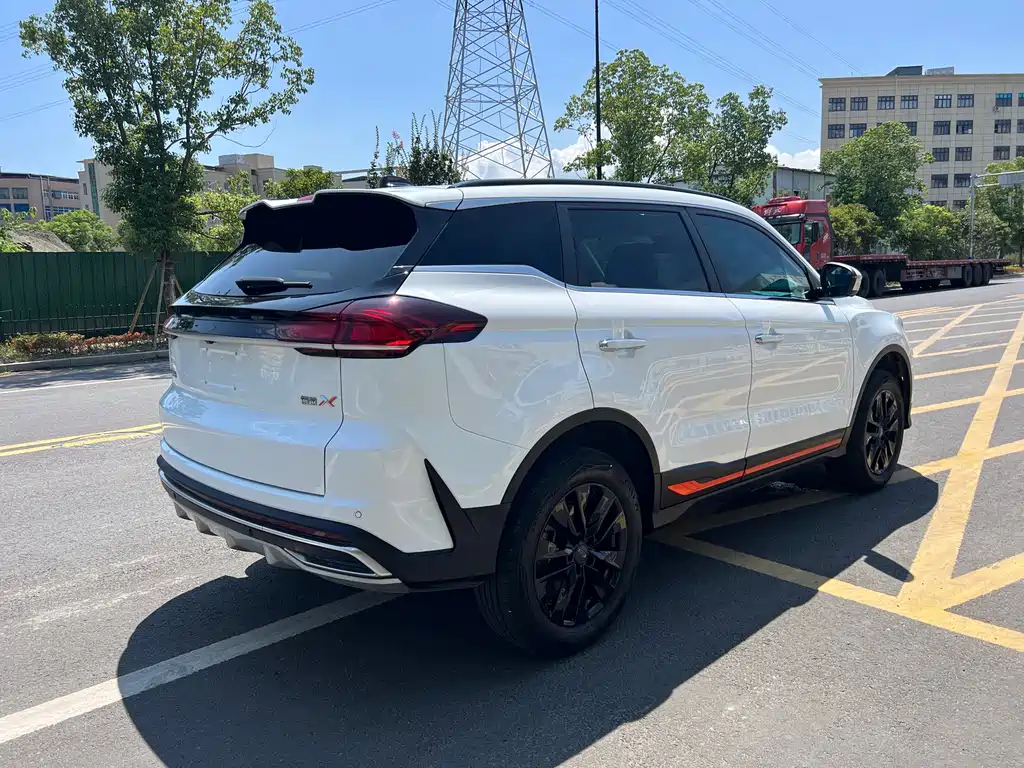 Geely Boyue — миниатюра 11