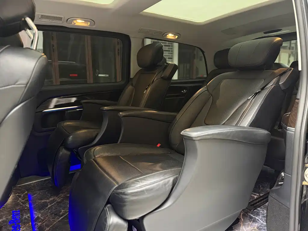 MERCEDES-BENZ V CLASS