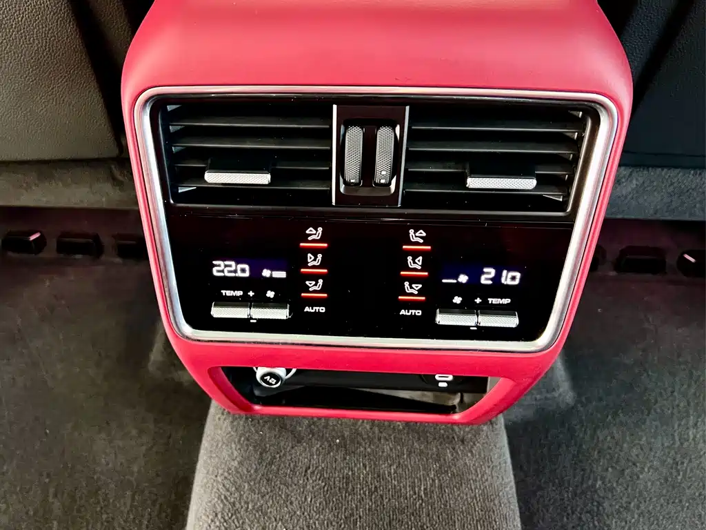 Porsche Cayenne Hybrid — миниатюра 19