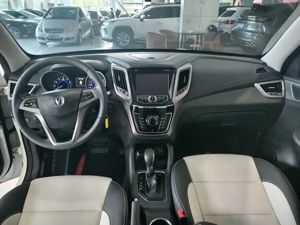 Changan CS35 — миниатюра 4