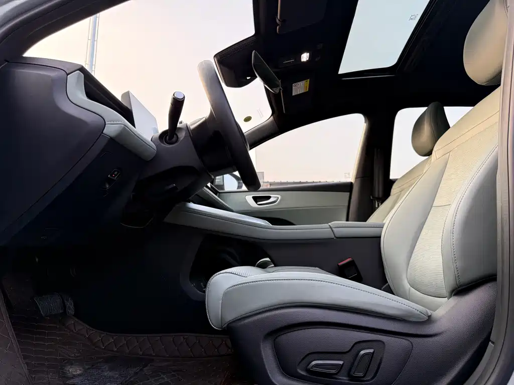 Roewe D6 — миниатюра 14