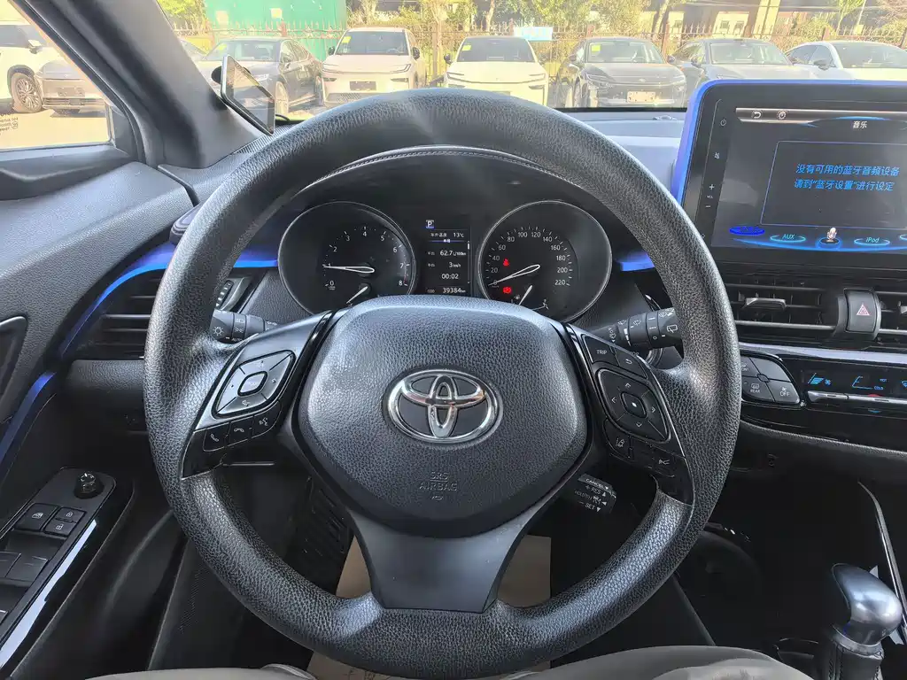 Toyota C-HR — миниатюра 4