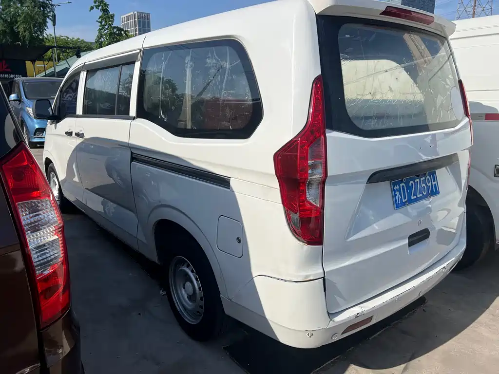 Wuling Zhengcheng Classic — миниатюра 3