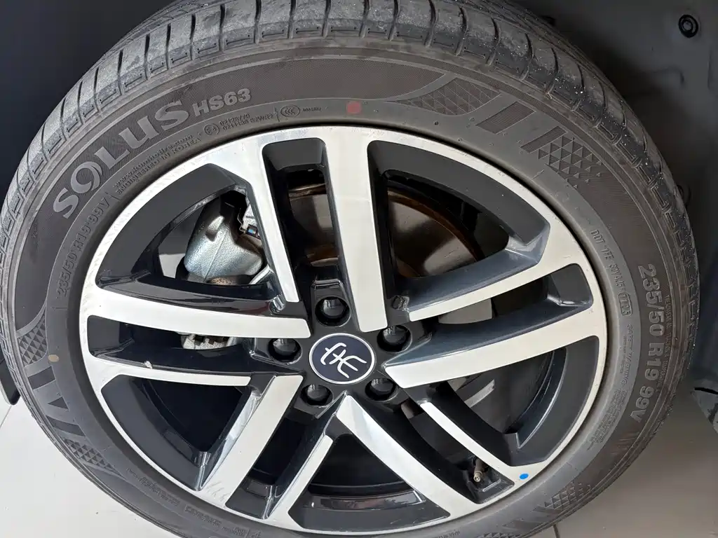 BYD L DM-i — миниатюра 3