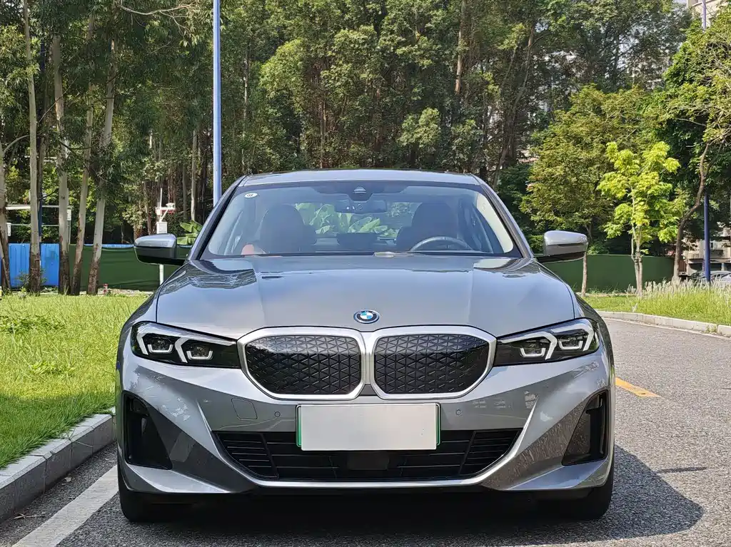 BMW i3 — миниатюра 2