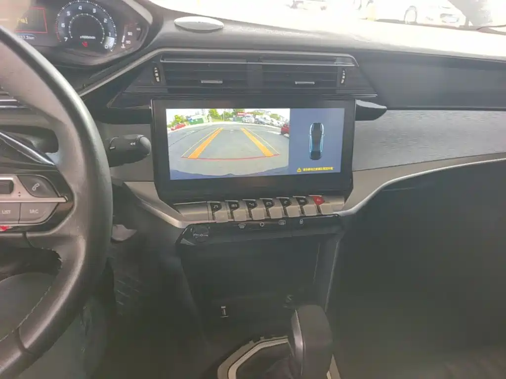 Peugeot 408 — миниатюра 13