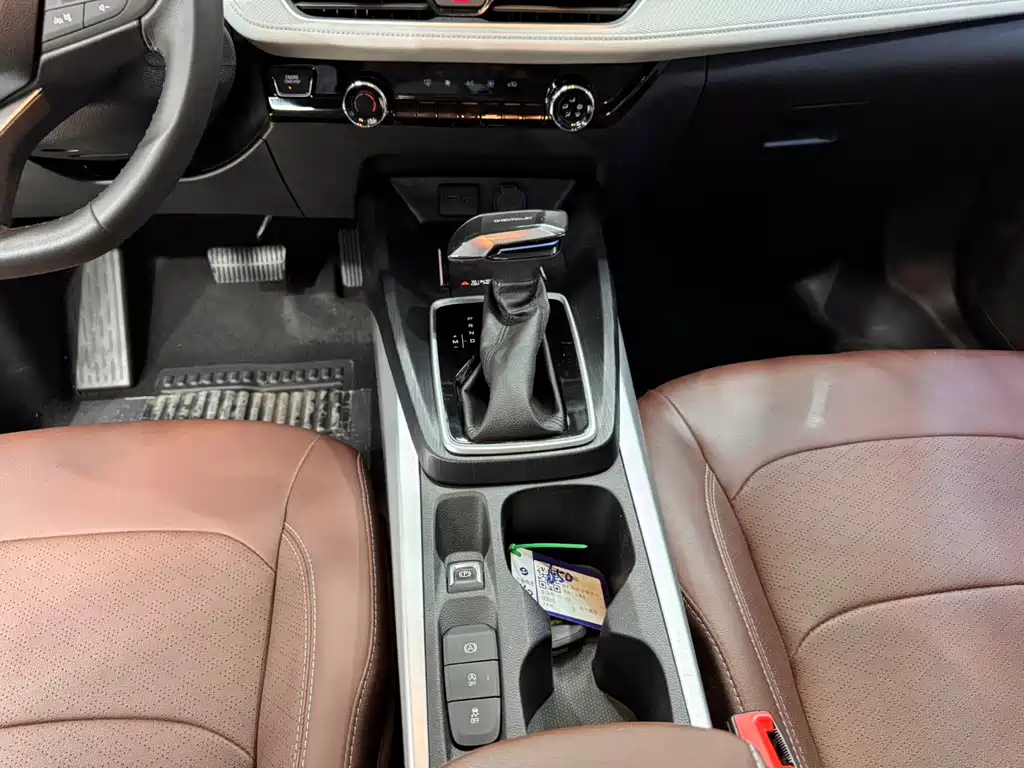 Chevrolet Monza — миниатюра 16