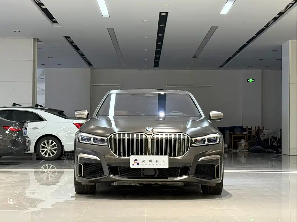 BMW 7 Series — миниатюра 2