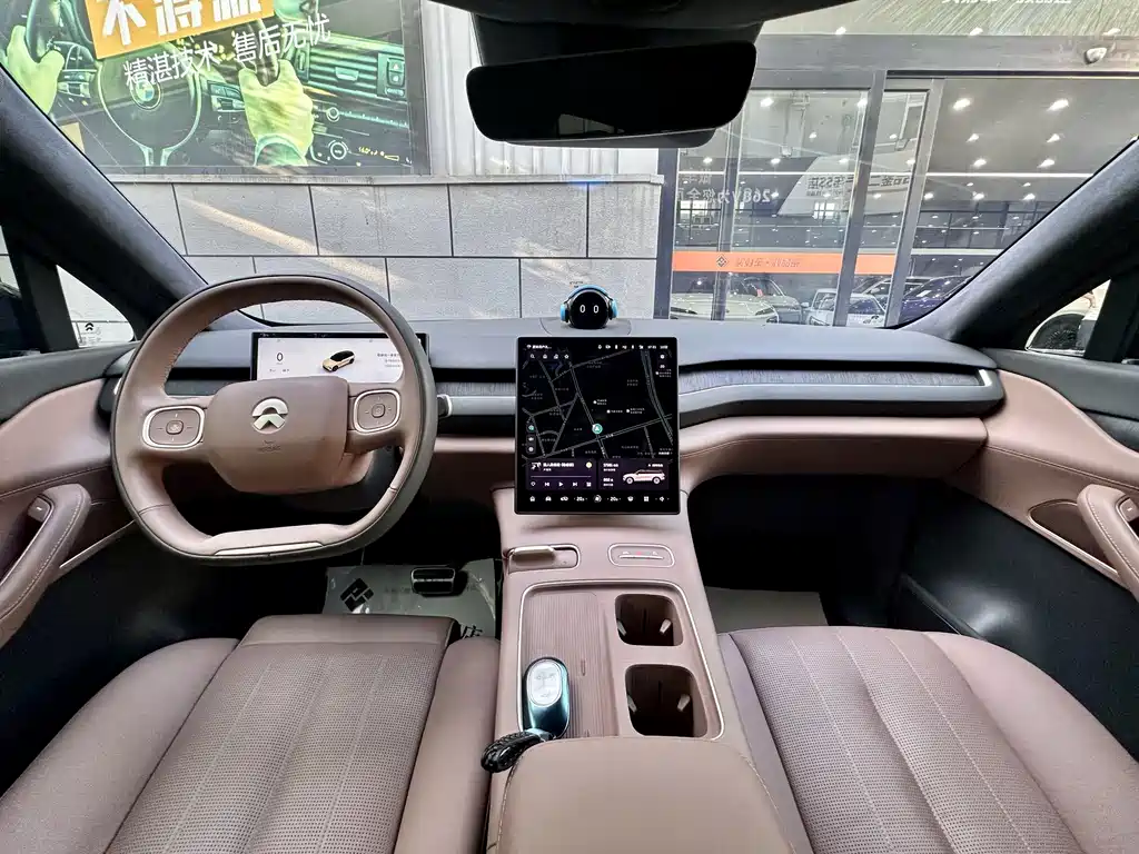 NIO ES8 — миниатюра 16