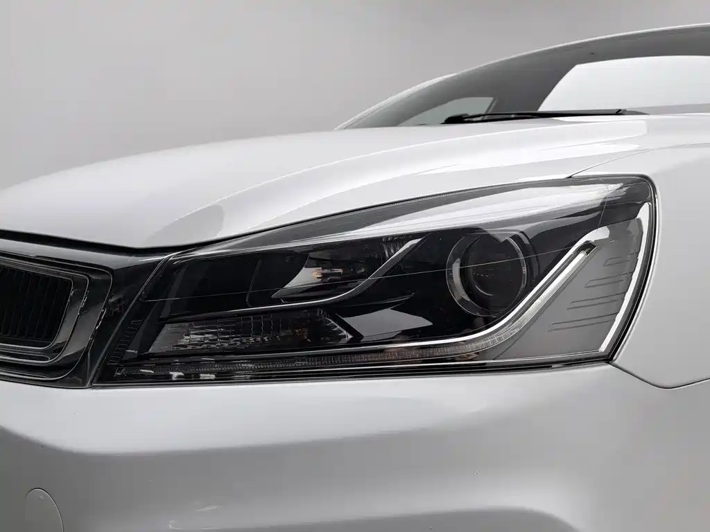 Geely Emgrand — миниатюра 7