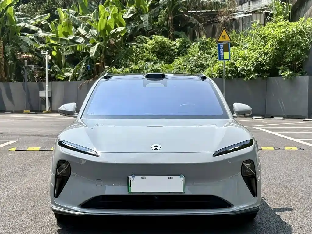 NIO ET5T — миниатюра 2