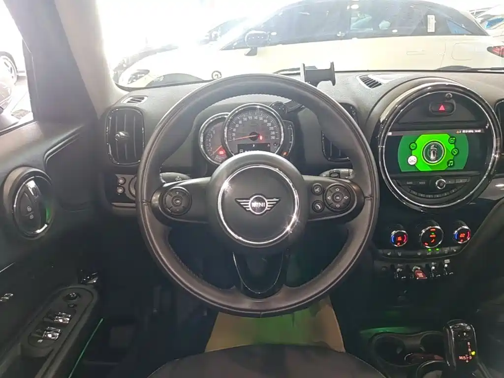 MINI Mini Countryman — миниатюра 11